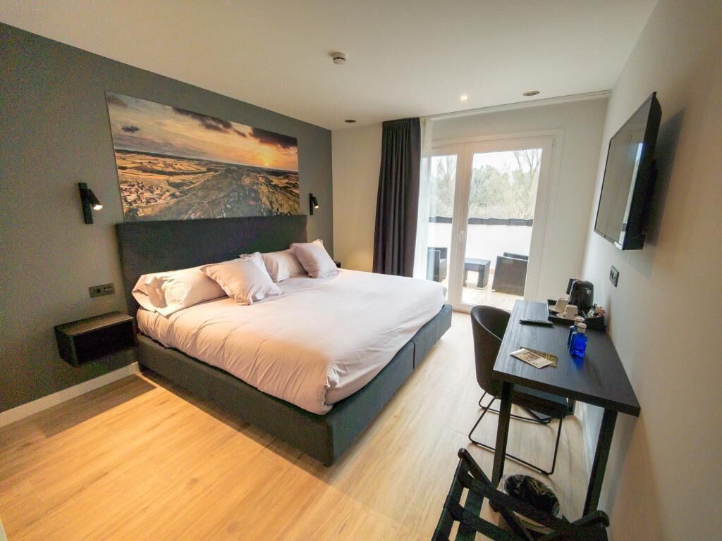 Habitación Confort con 2 camas individuales, vistas a la montaña | Escritorio y wifi gratis
