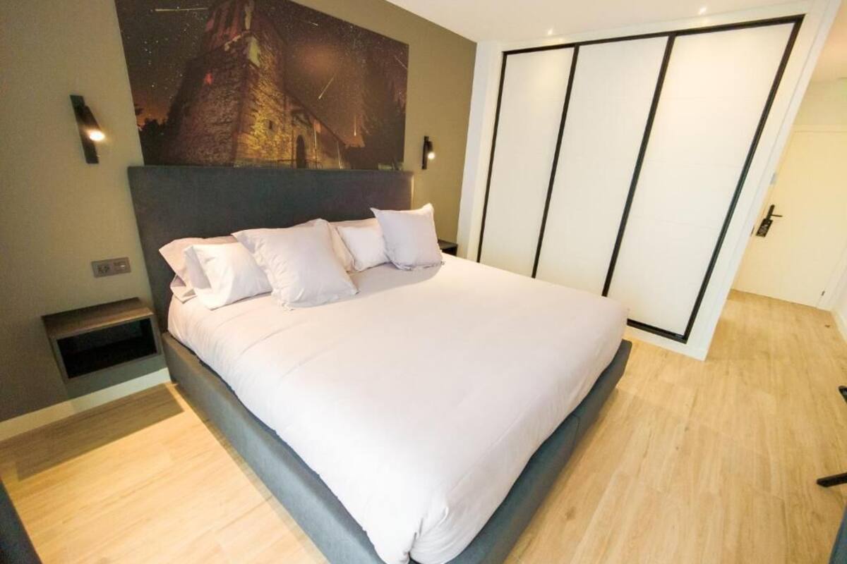 Kamar Double Basic, 1 Tempat Tidur King | Meja kerja dan Wi-Fi gratis