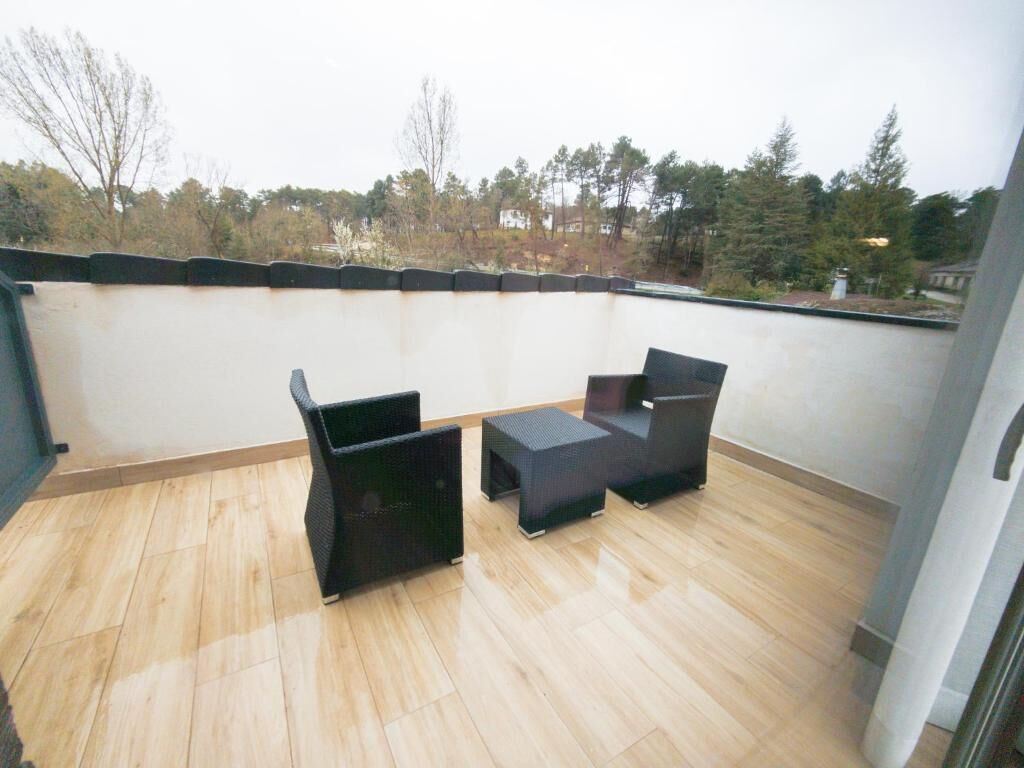 Habitación básica doble, 1 cama de matrimonio grande | Terraza o patio