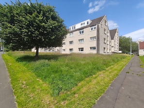 Exterior - Apartment Sleeps 6 With Wifi (Clydebank)