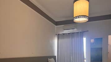 Suite superior, lanai, vista al lago | Wifi gratis