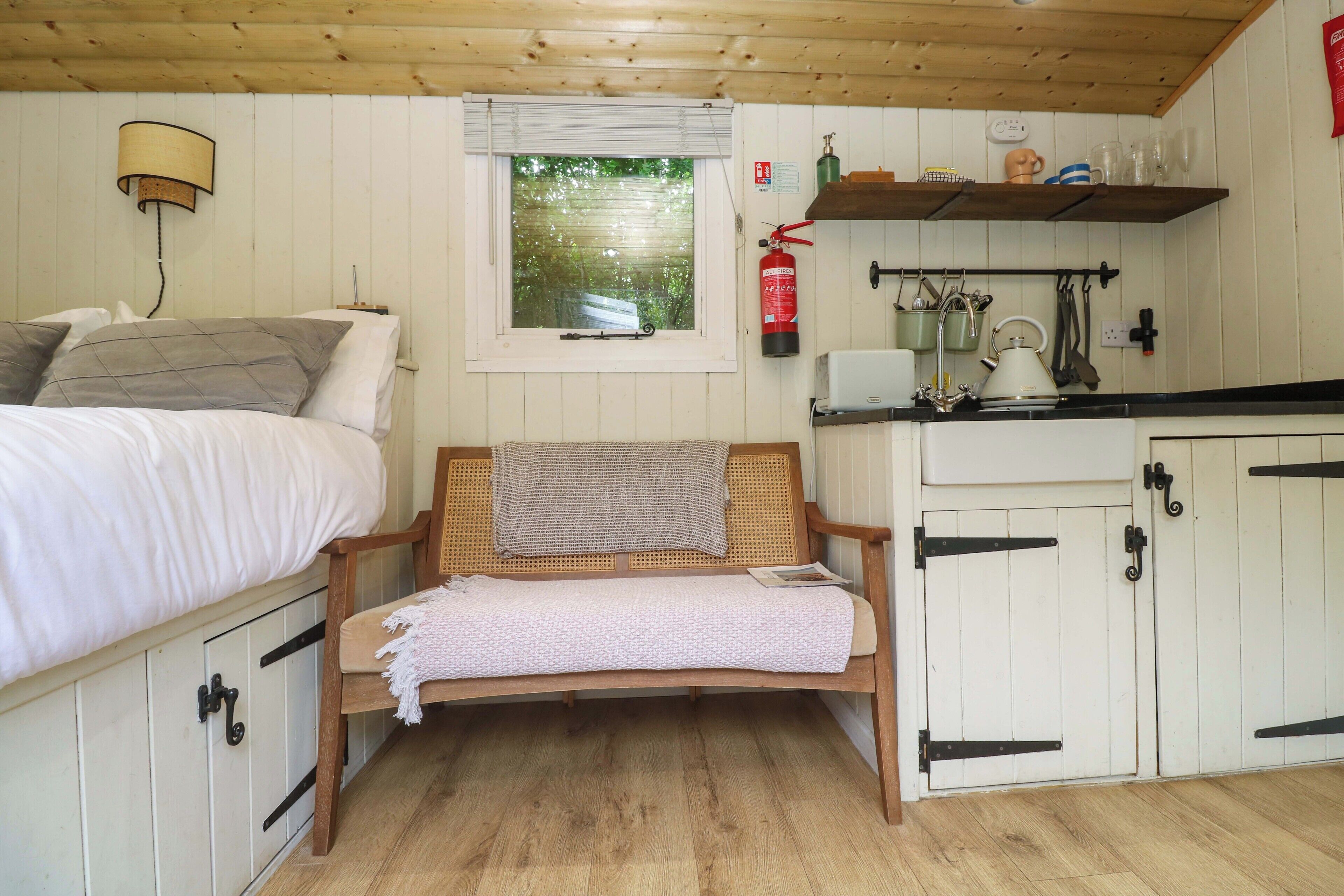 1 bedroom, WiFi (free), individually decorated, individually furnished