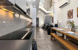 Interior - Lovely home in Cuevas de San Marcos (Cuevas de San Marcos)