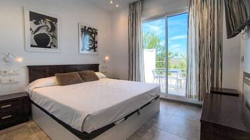 4 bedrooms, WiFi (free)