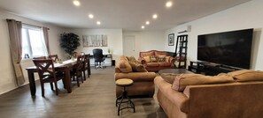 Living area - Single level home by Hopewell Rocks (Hopewell Cape)