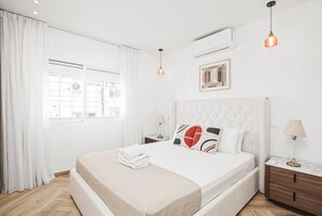 Bügeleisen/Bügelbrett, WLAN, Bettwäsche
