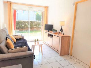 Living area - Apartment with garden, parking - 6 guests (Saint-Lary-Soulan)