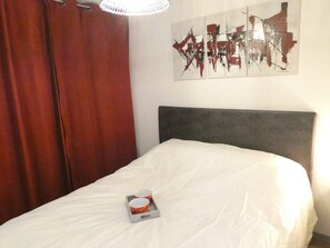 Room - Apartment with parking - 6 guests (Vignec)