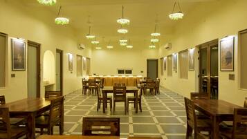 Presidentiële kamer, balkon | Dineren