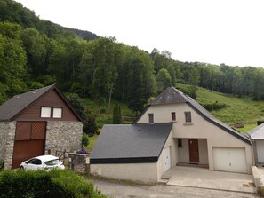 Exterior - Apartment with mountain view - 4 guests (Saint-Lary-Soulan)
