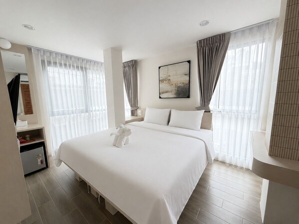 Camera Deluxe | Biancheria da letto di alta qualità, copriletto in piuma