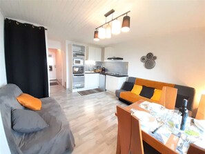 Living area - Cozy semi-detached chalet - 4 guests (Saint-Lary-Soulan)