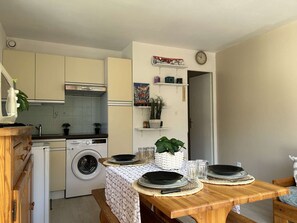 Dining - Spacious apartment near center - 6 guests (Saint-Lary-Soulan)