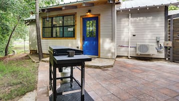 Apartment (0 Bedroom) | Front of property