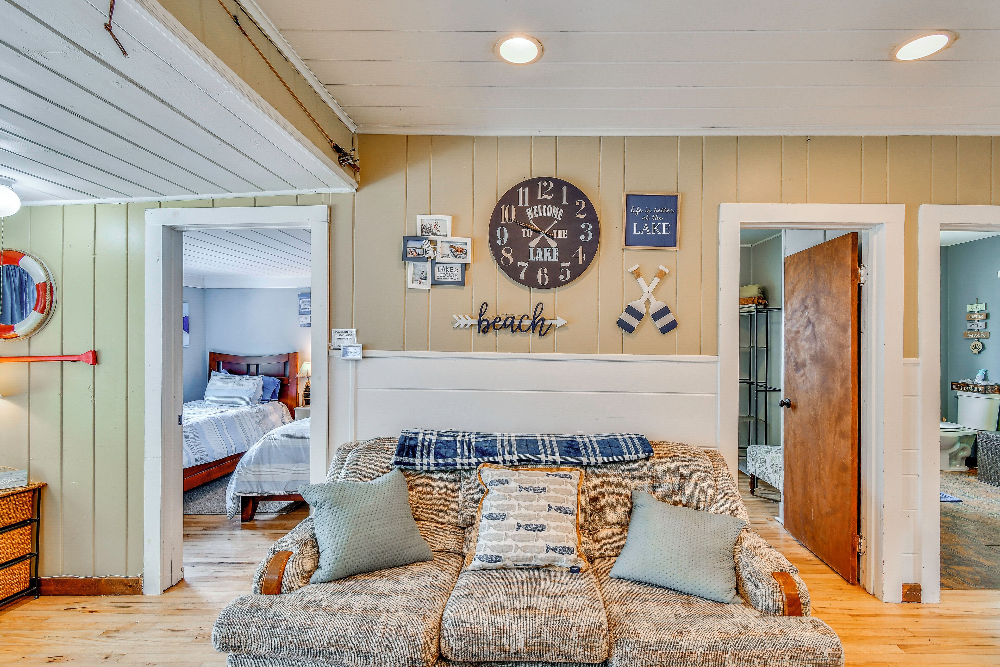 House (2 Bedrooms) | Interior