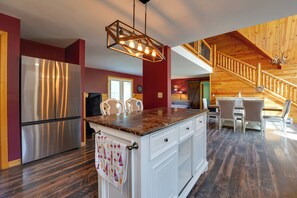 House (4 Bedrooms) | Interior - Family Friendly! Quiet Dexter Getaway w/ Hot Tub (Dexter)