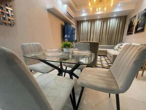 Dining - Vrbo Property (Santo Domingo)