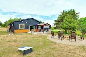 Interior - 3 Mi to Lake! Golfer's Oasis on Summit Course (Bellaire)