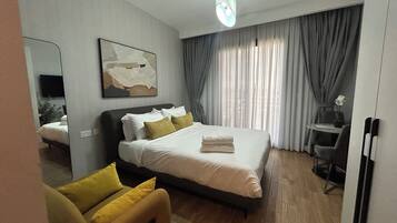 Comfort Studio, Balcony, City View