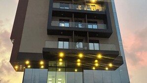 Exterior detail - Lawrounds At HARMONIA RESEIDENCE  (Accra)