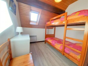 Room - Comfortable apartment - 6 guests (55 sqm) (Vignec)
