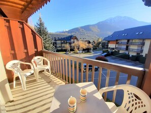Outdoor dining - Comfortable apartment - 6 guests (55 sqm) (Vignec)