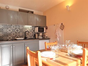 Private kitchen - Practical studio cabin - 6 guests near slopes (Saint-Lary-Soulan)