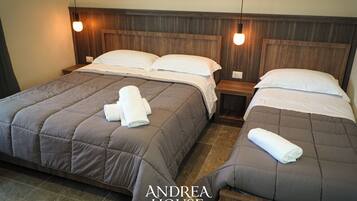 Comfort Triple Room, Balcony, City View