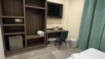 Double Room, Balcony, Courtyard View