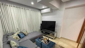 Unclassified image, 4 of 27, button - Clari's house (Santo Domingo)