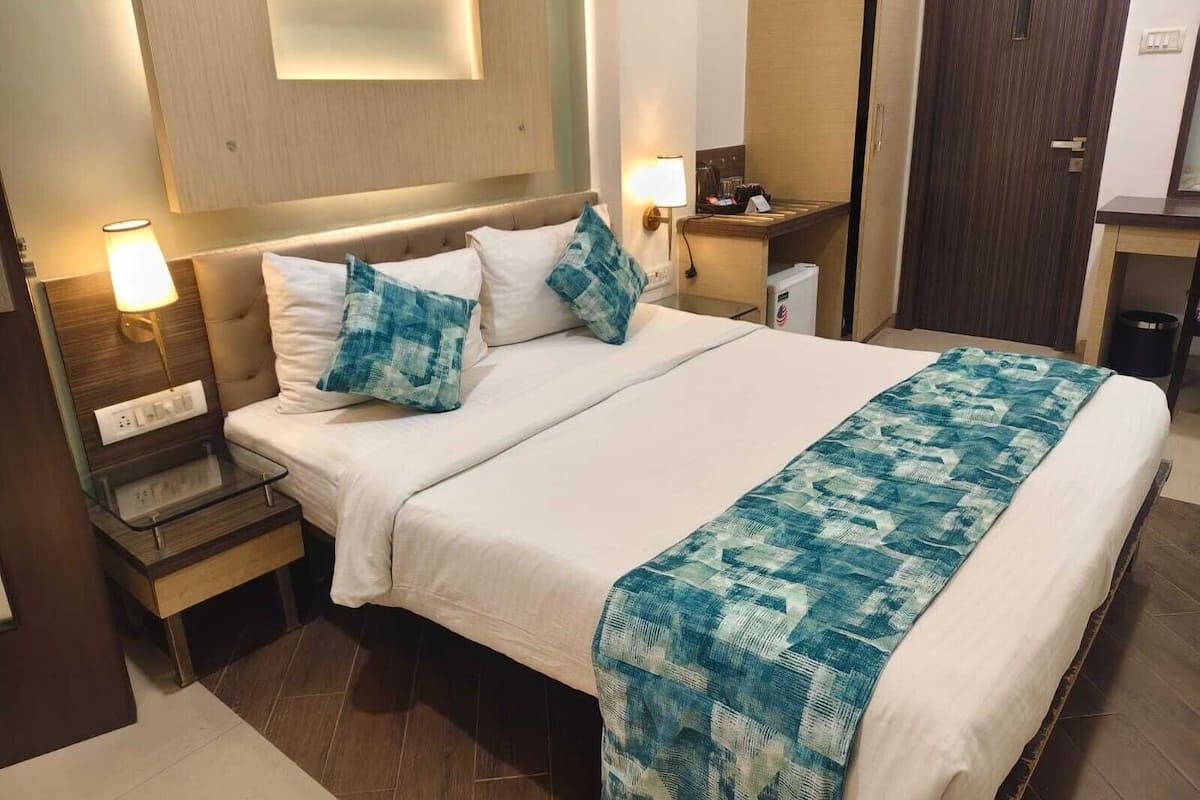 Standard Room, City View