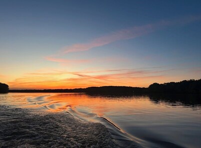 Sail Away into a beautiful vacation home with lots of amenities and charm.