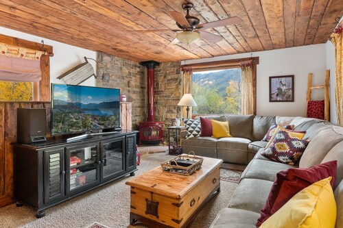 Haskell Cabin 2 Bedroom Cabin