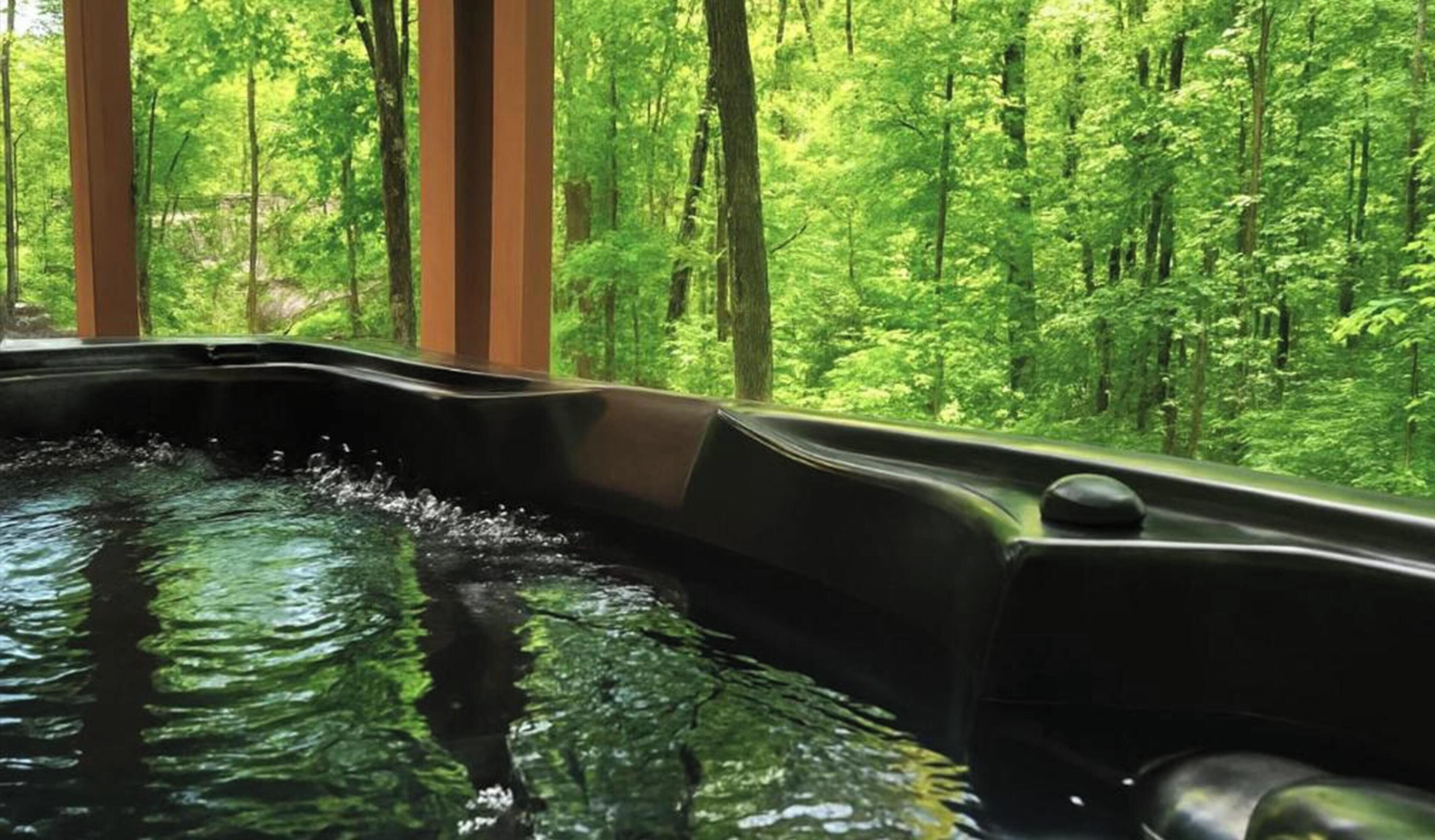 Cabin, 3 Bedrooms | Outdoor spa tub