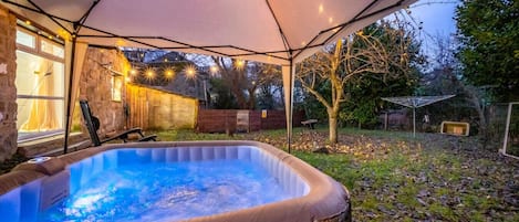 室外 SPA 浴池