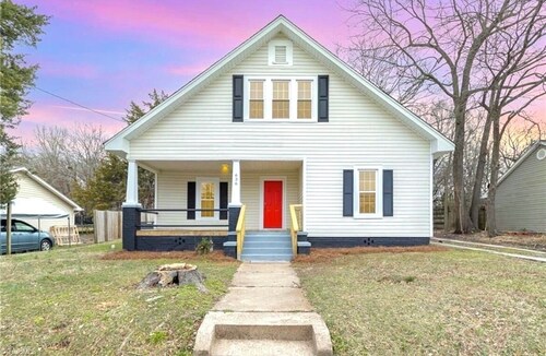 True North House - Spacious 6 bedroom home - Perfect for groups