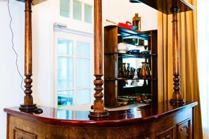 Interior - Officers Boutique (Samarkand)
