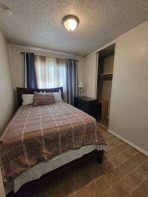 Room - Wonderful 3-bedroom house with AC in charming San Antonio (San Antonio)