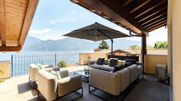 Appartement, uitzicht op meer | Terras