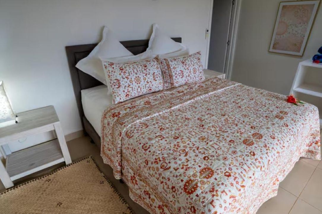 WiFi, bed sheets