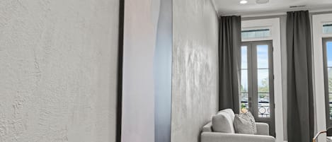 Luxury Apartment, City View | Interior