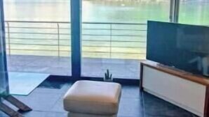 Unclassified image, 3 of 45, button - Villa Émeraude - A waterfront haven of peace on the shores of Lac du Bourget (Auvergne-Rhône-Alpes)