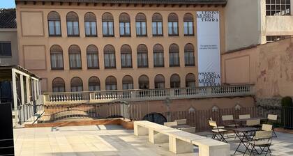 Apartment 'Rural Ca La Roser' with Private Terrace, Wi-Fi and Air Conditioning