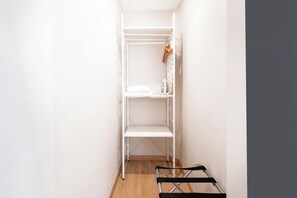 Interior - Sicilia-1603 - One Bedroom Apartment, Sleeps 2 (Barcelona)