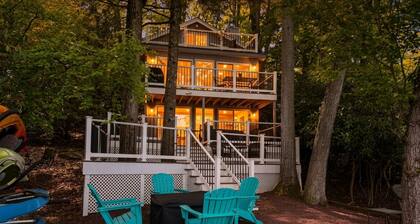 Waterfront Oasis in Lake Harmony – 3 BR / 2.5 BA with Private Dock!