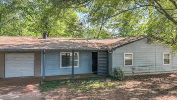 Basic Double Room | Exterior