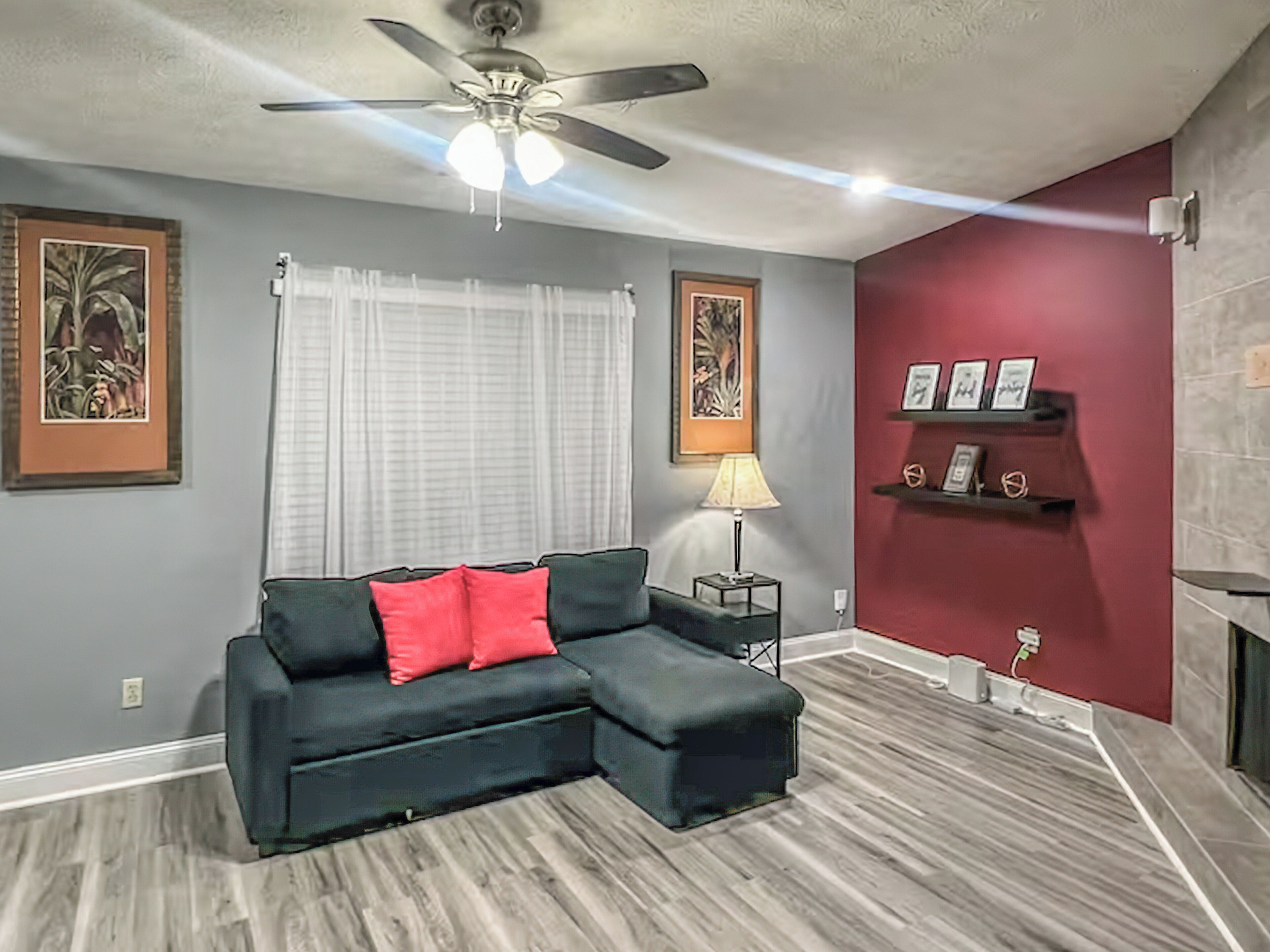 Basic Double Room | Living area
