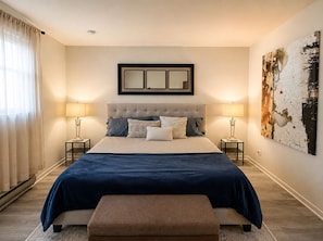 1 habitación, tabla de planchar con plancha, wifi y ropa de cama