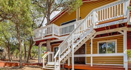 Heber Haven w Decks, Views & Fire Pit!