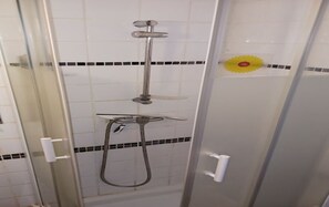 Bathroom - Independent Studio Kitchen&Shower /Free Parking (Poitiers)